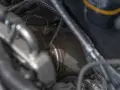 Dettaglio del sistema di scarico auto, con un sensore di pressione FAP guasto. Sintomi di malfunzionamento da verificare.