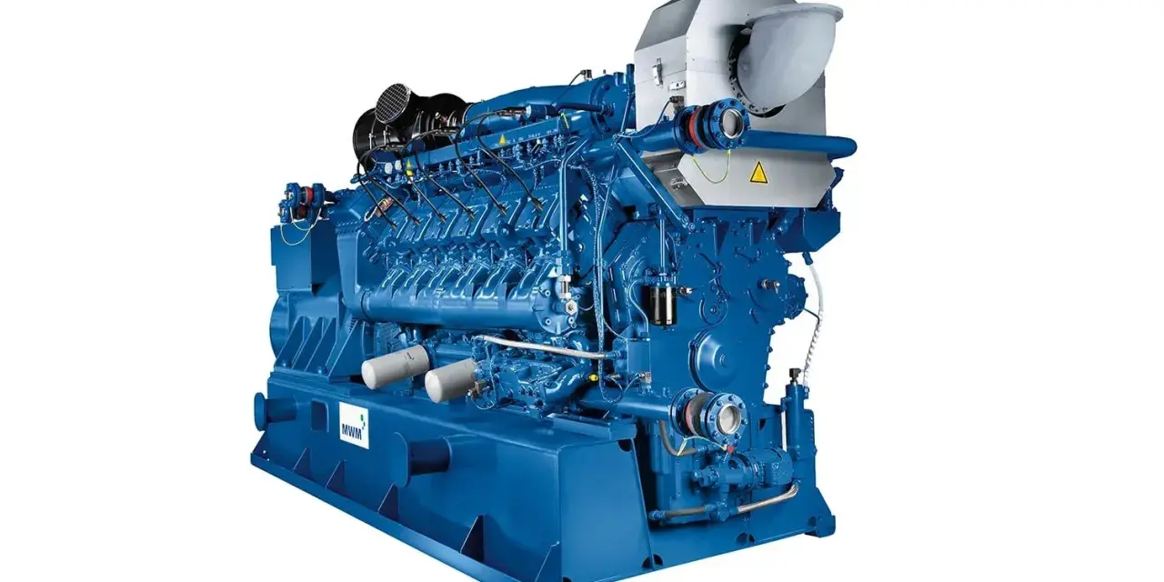 Potente motore termico blu, un esempio di elevato rendimento per applicazioni industriali.