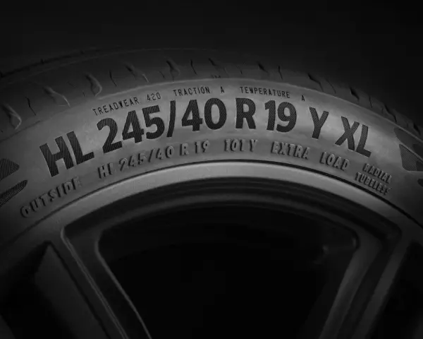 Gomme rinforzate XL per carichi extra, con specifiche 245/40 R19.