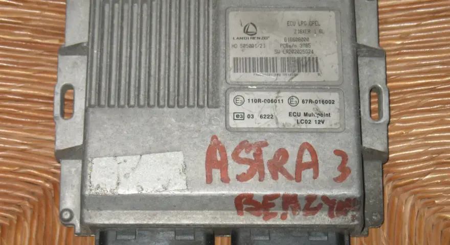 Centralina GPL Landi, modello per Opel Astra 3, con etichetta che indica possibili problemi.