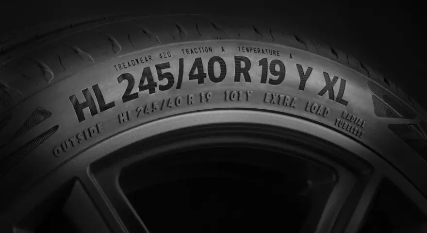 Gomme rinforzate XL per carichi extra, con specifiche 245/40 R19.