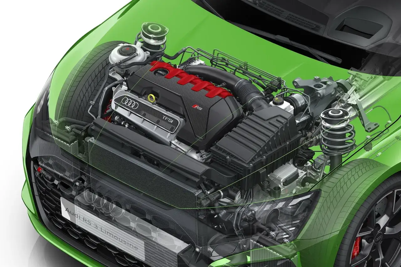 Motore Audi RS 3 Limousine. Il rodaggio significato &egrave; fondamentale per la longevit&agrave; del motore.